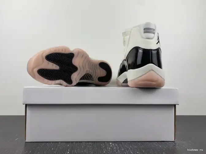 Cheap Kickmax WMNS Neapolitan Air AR0715-101 Jordan 11 0605